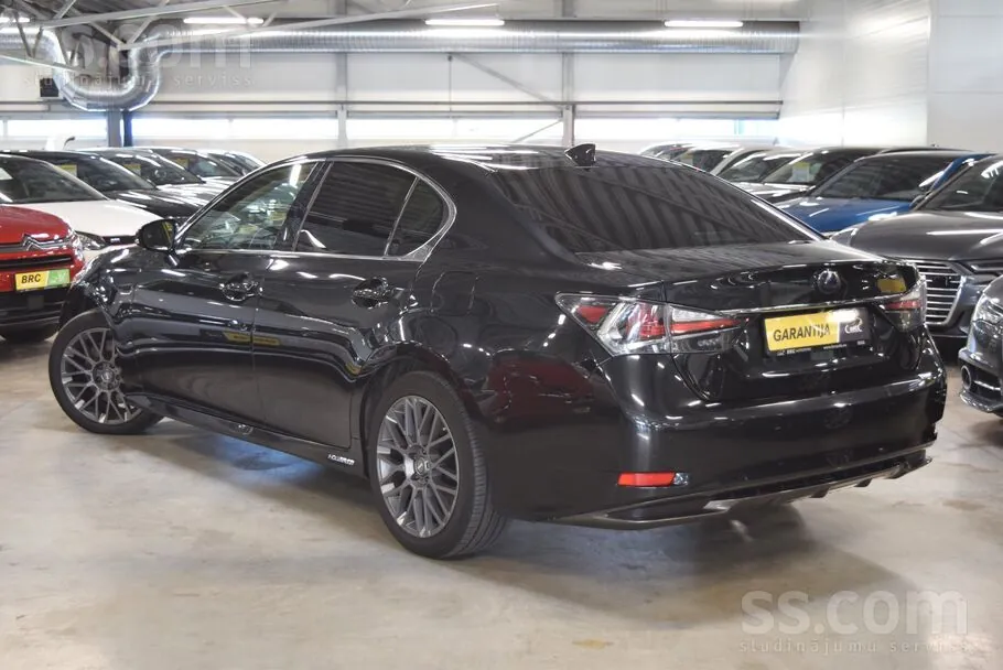 Lexus Gs 2018 photo 2