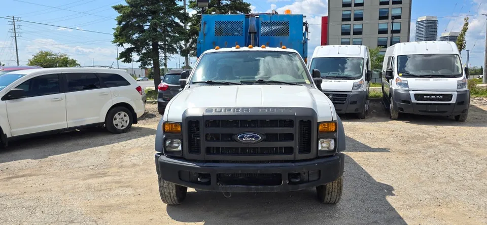 Ford Super Duty F-450 2009 photo 2