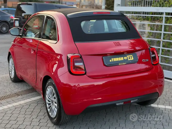 Fiat 500E Cabrio 2023 photo 4