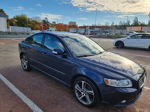Volvo S40 2012 photo 3