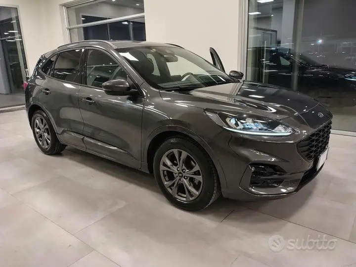 Ford Kuga 2022 photo 3