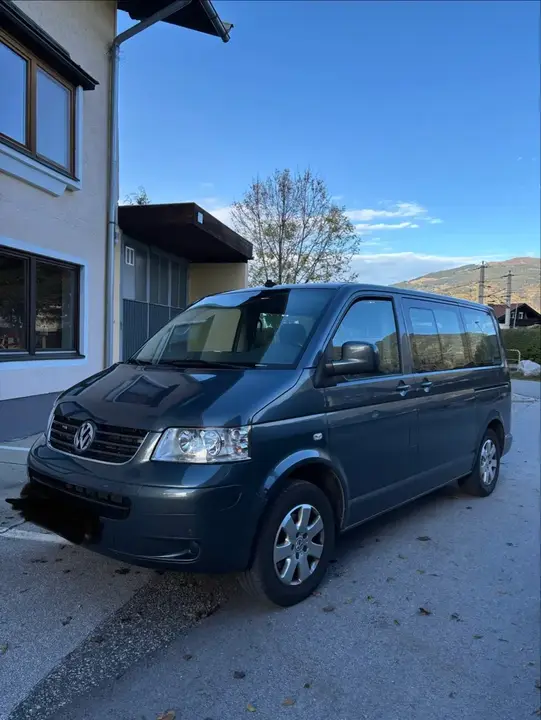 Volkswagen Caravelle