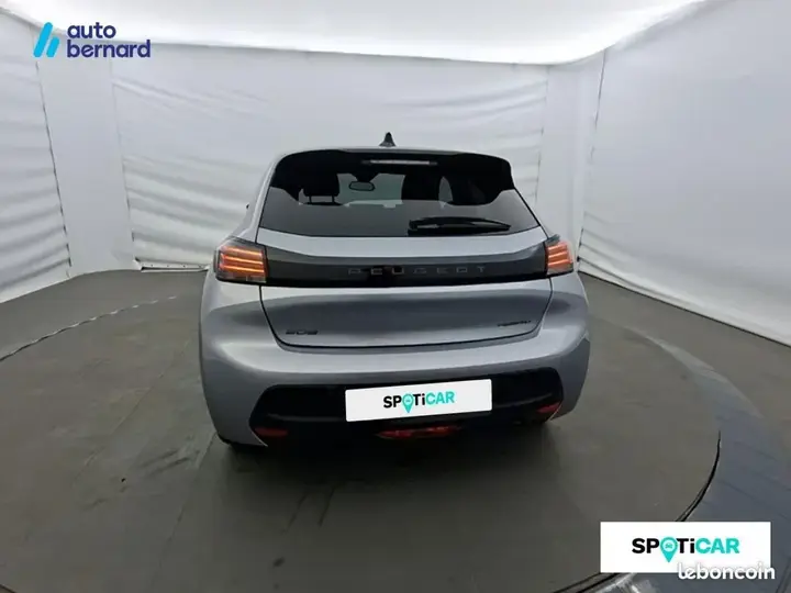 Peugeot 208 2025 photo 5