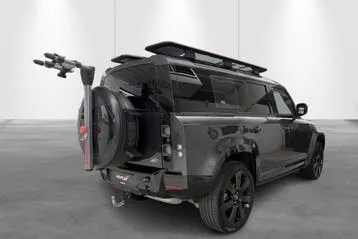 Land Rover Defender 2022 photo 2
