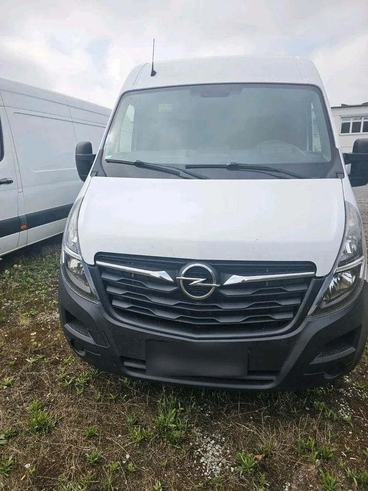 Opel Movano