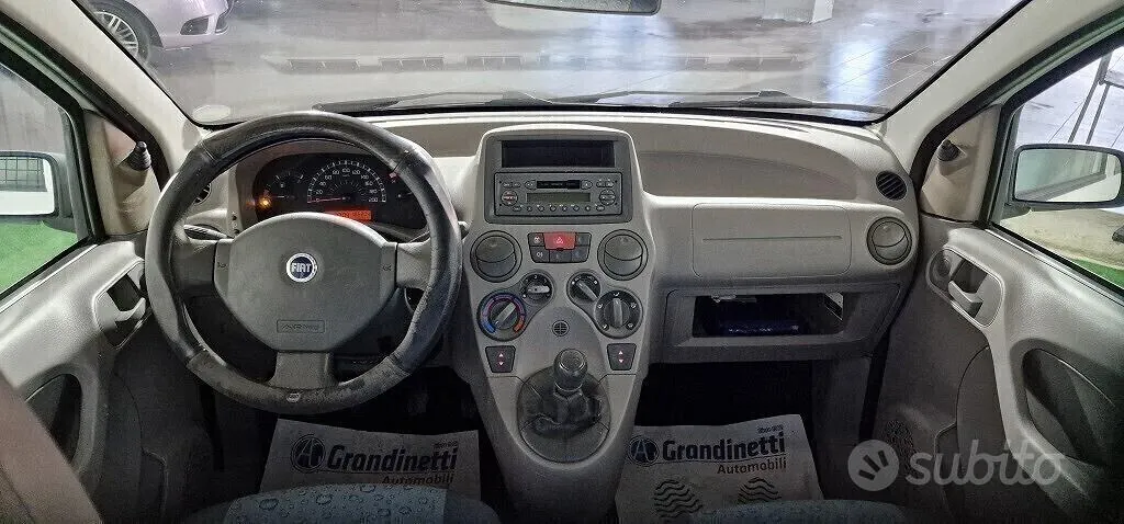 Fiat Panda 2006 photo 4