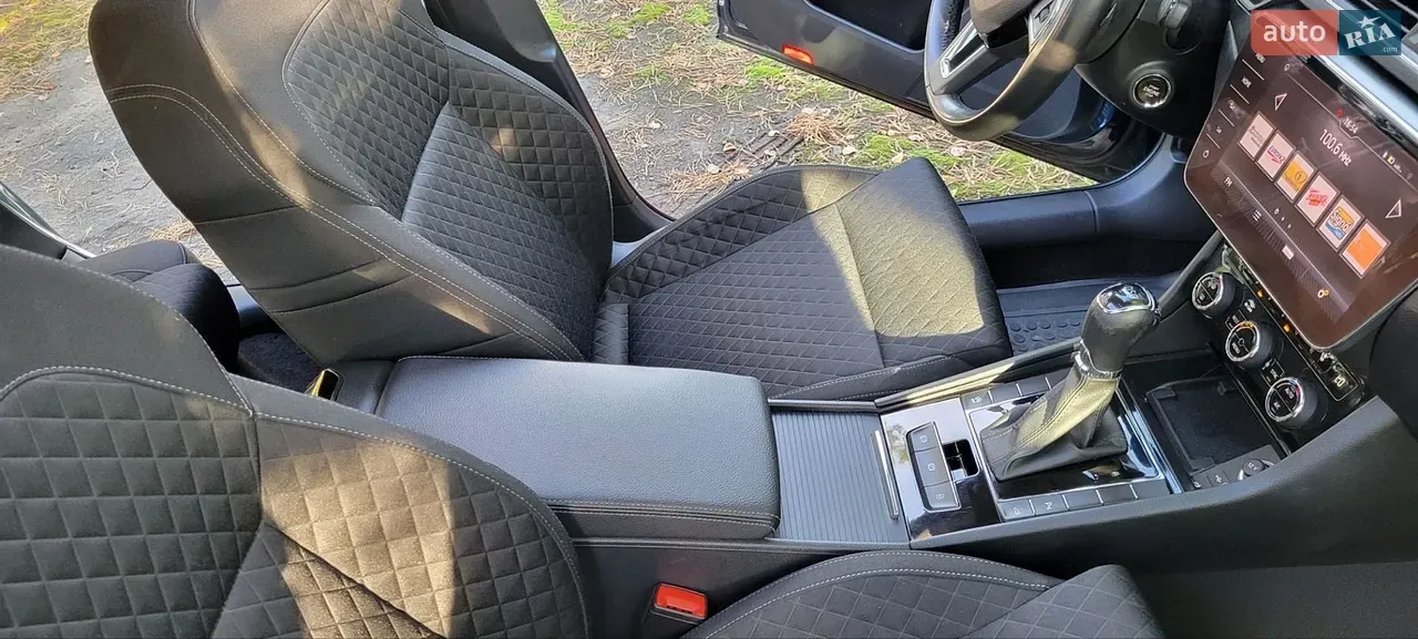 Skoda Superb 2018 photo 4