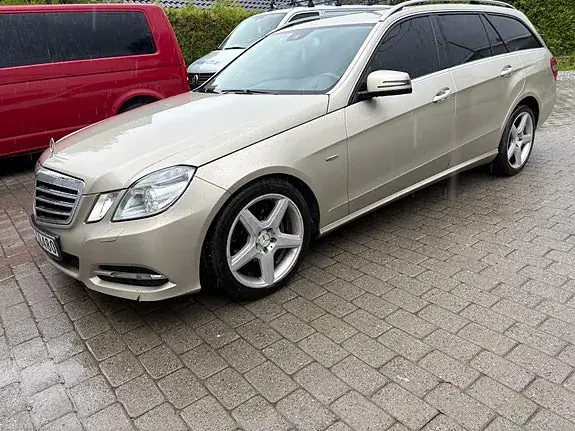 Mercedes-Benz E200 D