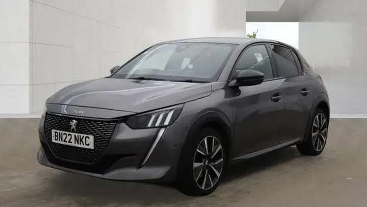 Peugeot 208 2022 photo 2