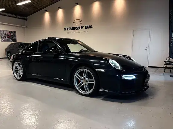 Porsche 911 Carrera
