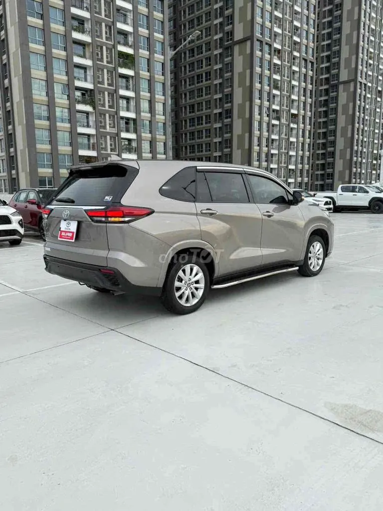 Toyota Innova Cross 2025 photo 4