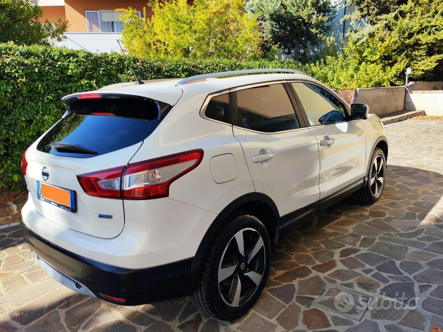 Nissan Qashqai 2015 photo 3