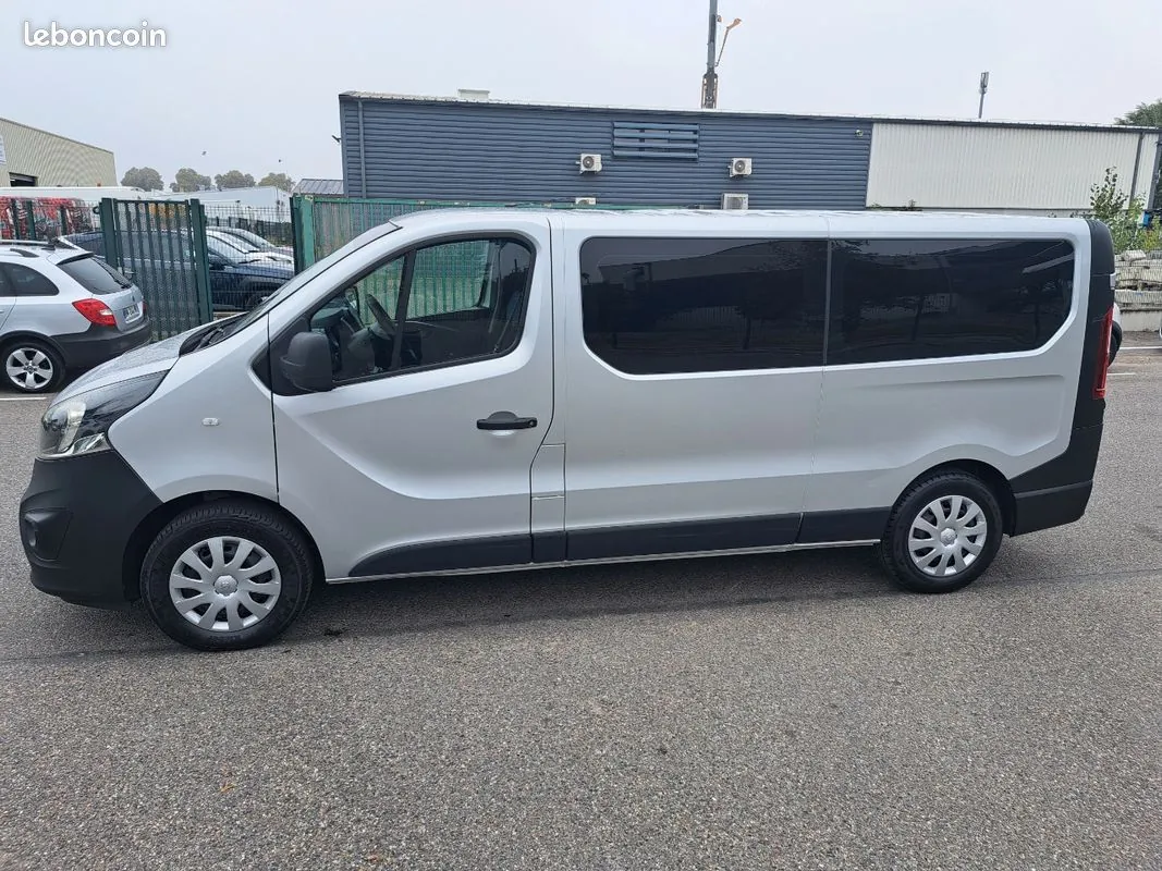 Opel Vivaro 2018 photo 2