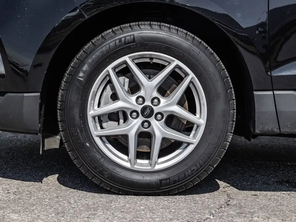 Ford Edge 2023 photo 4