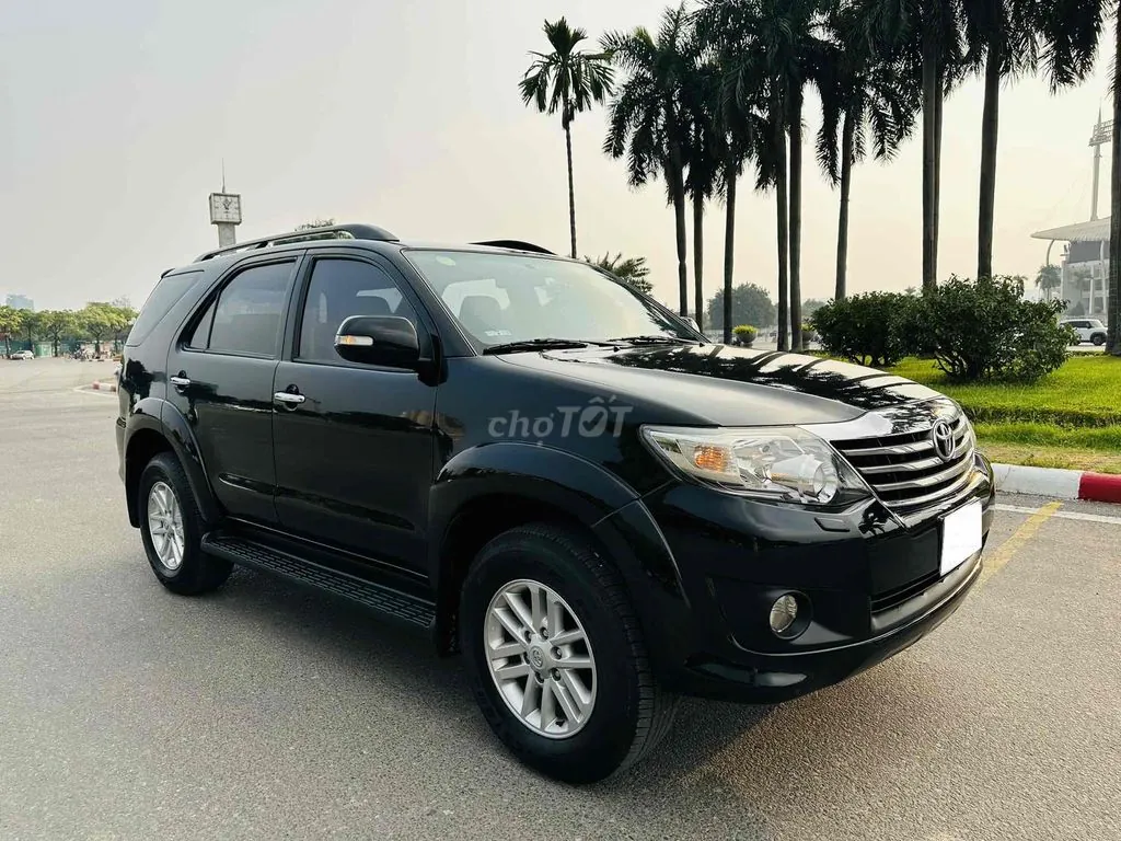 Toyota Fortuner 2014 photo 4
