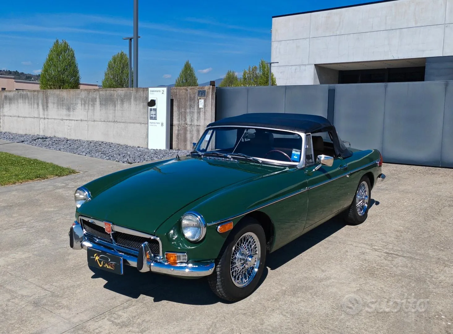 MG B Roadster