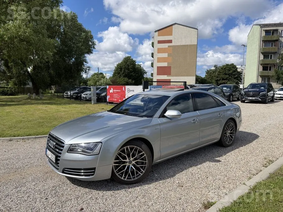 Audi A8