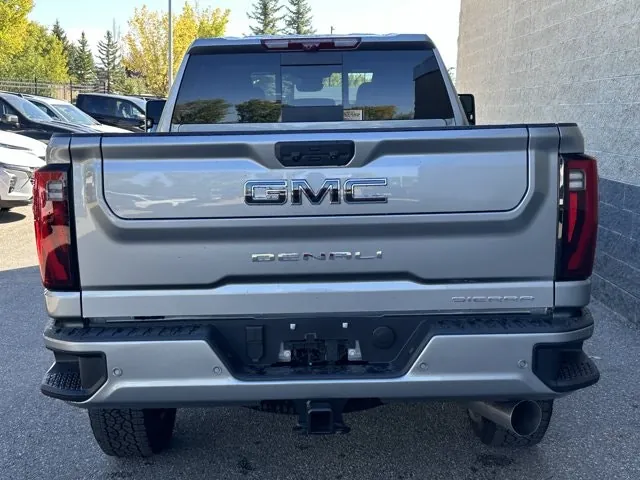 GMC Sierra 3500Hd 2026 photo 5