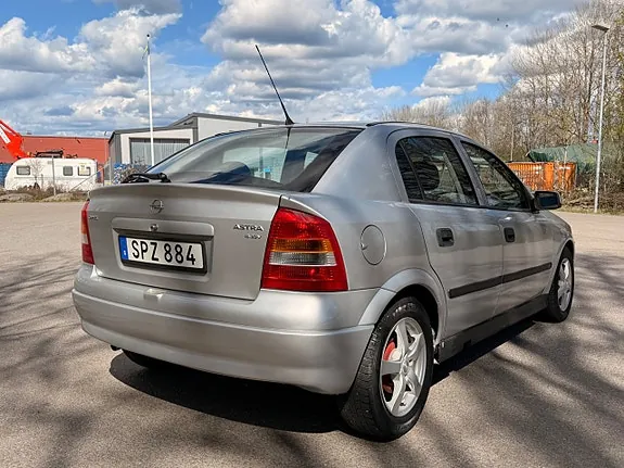 Opel Astra 2001 photo 4