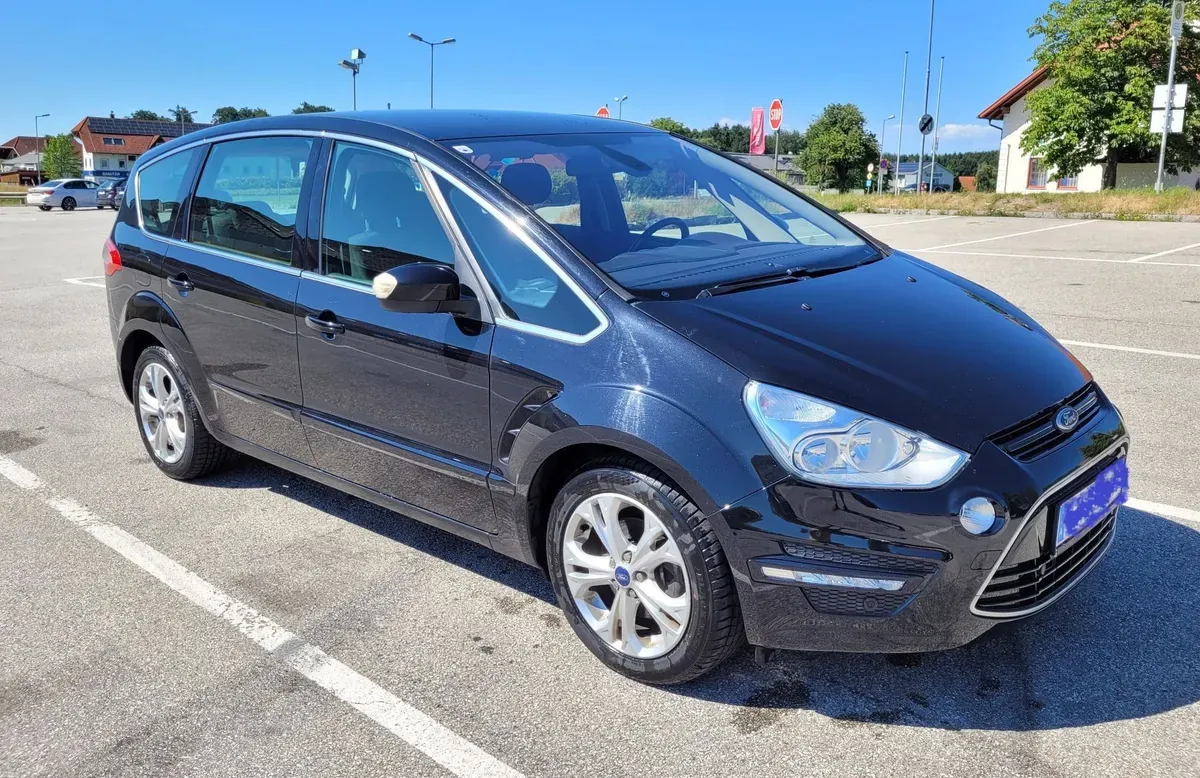 Ford S-Max