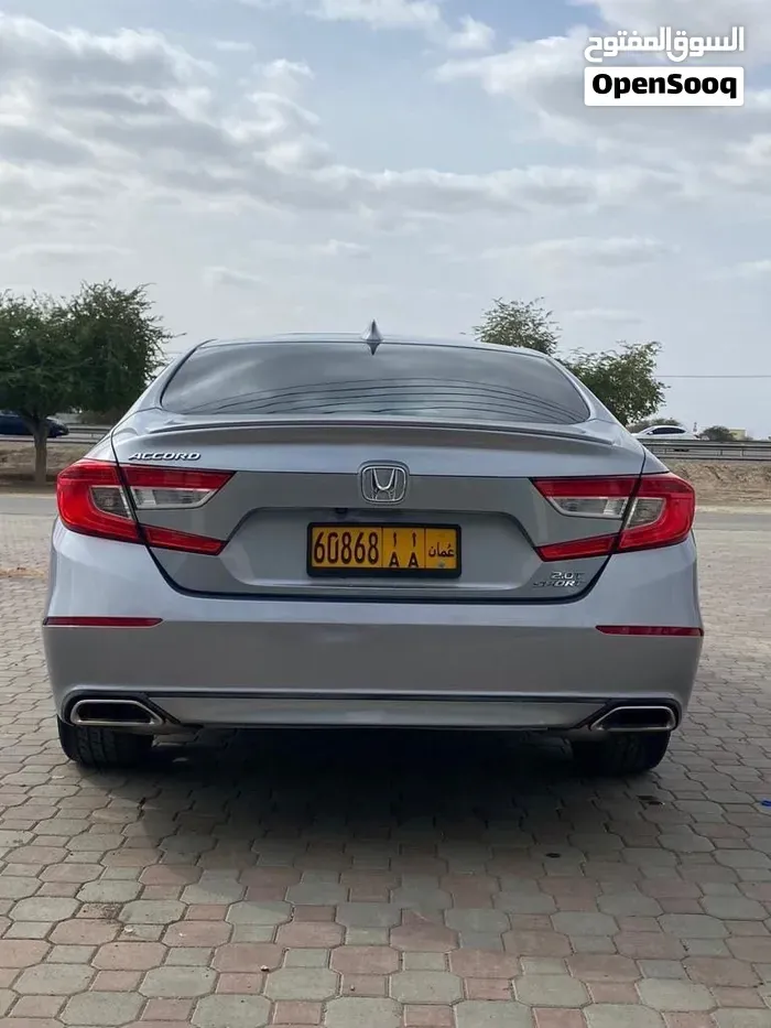 Honda Accord 2018 photo 2