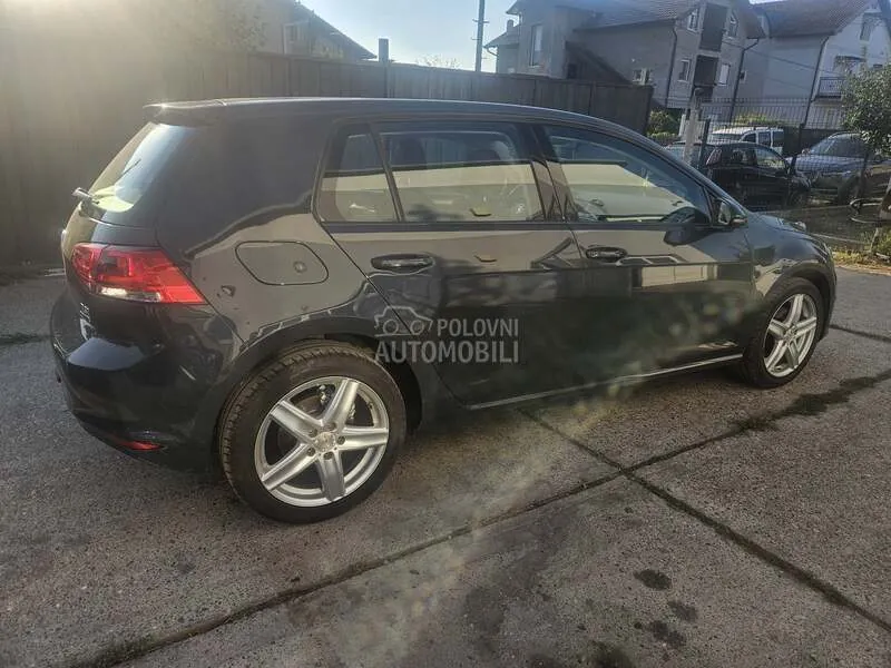 Volkswagen Golf 2013 photo 5