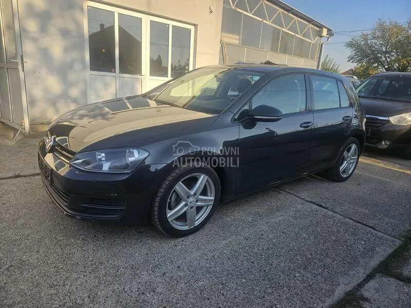 Volkswagen Golf 2013 photo 2