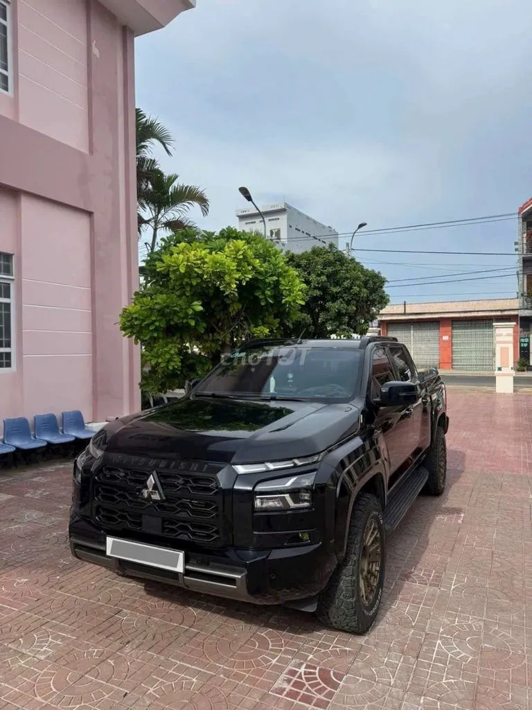Mitsubishi Triton