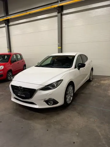 Mazda 3 2015 photo 3