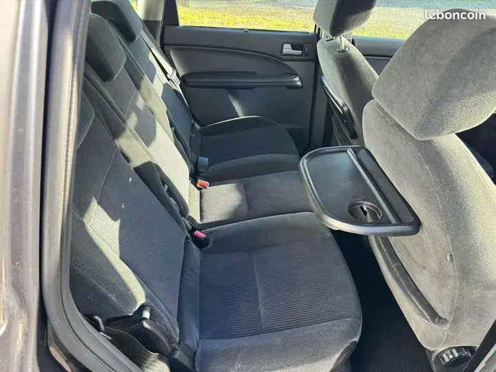 Ford C-Max 2006 photo 4