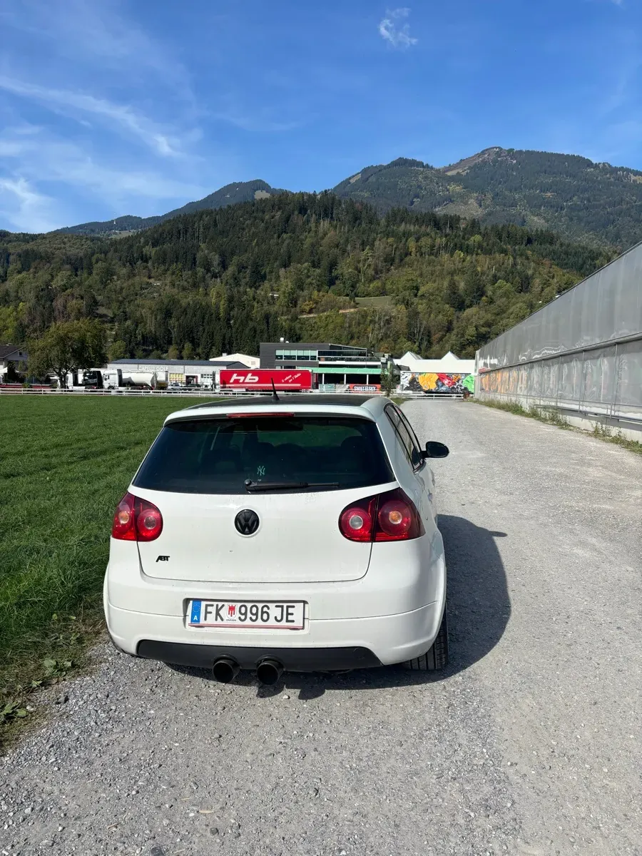Volkswagen Golf 2008 photo 3