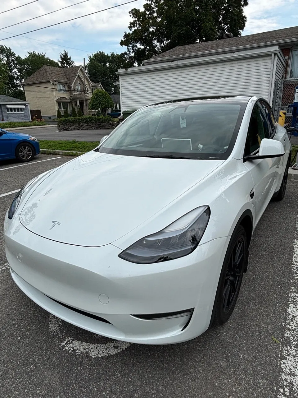 Tesla Model Y 2023 photo 4