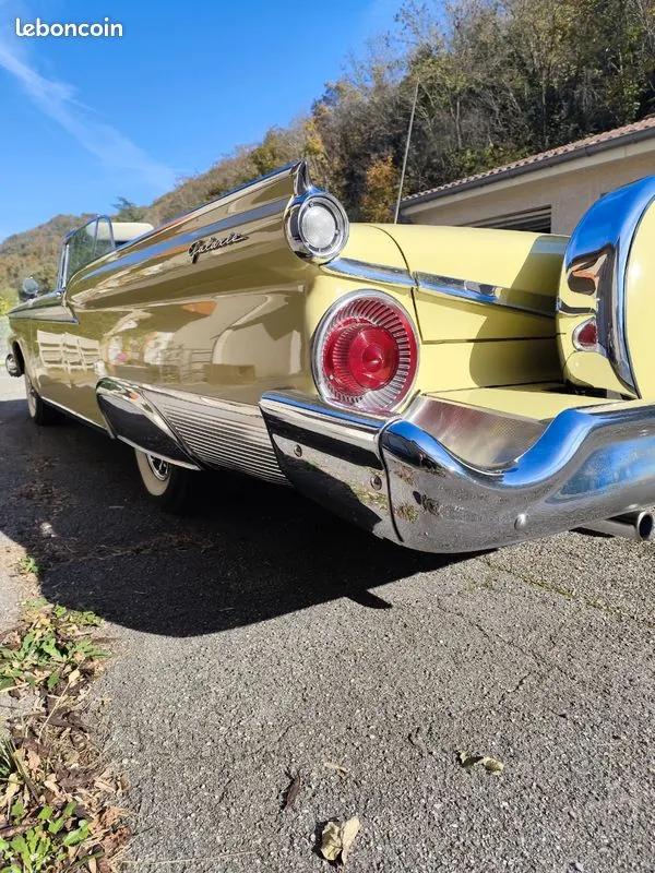 Ford Fairlane 1959 photo 2