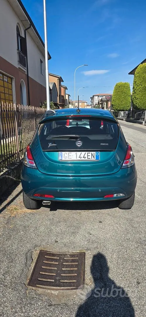 Lancia Ypsilon 2021 photo 2