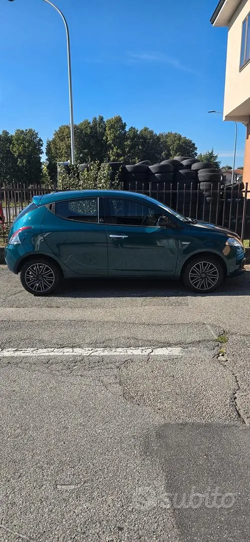 Lancia Ypsilon 2021 photo 3