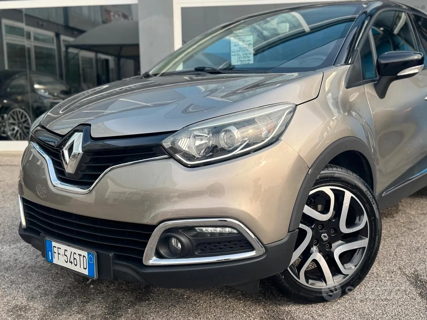 Renault Captur 2015 photo 3