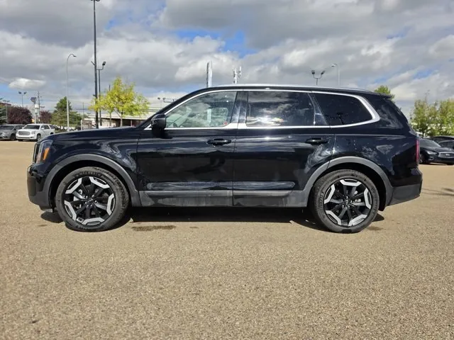 Kia Telluride 2024 photo 3