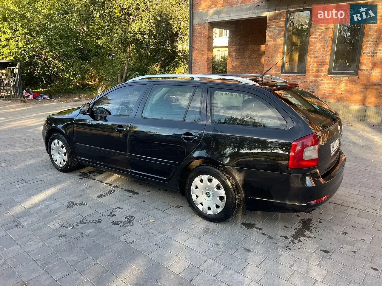 Skoda Octavia 2009 photo 2