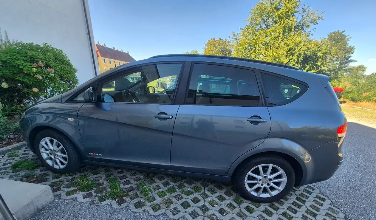 Seat Altea Xl 2012 photo 2