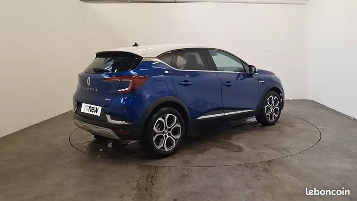 Renault Captur 2022 photo 2