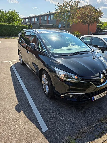 Renault Grand Scenic 2017 photo 4