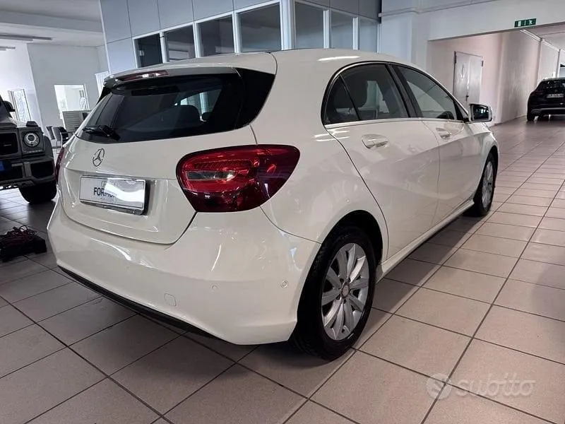 Mercedes-Benz A-Class 2016 photo 3