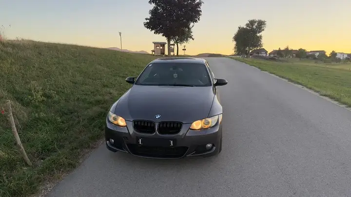 BMW 3 Series 2008 photo 3