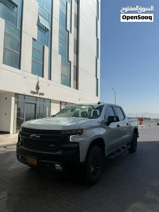 Chevrolet Silverado 2021 photo 2