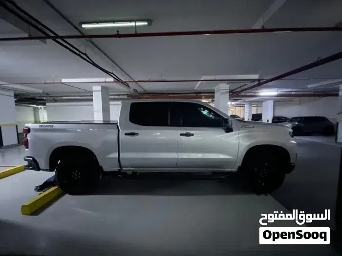 Chevrolet Silverado 2021 photo 3