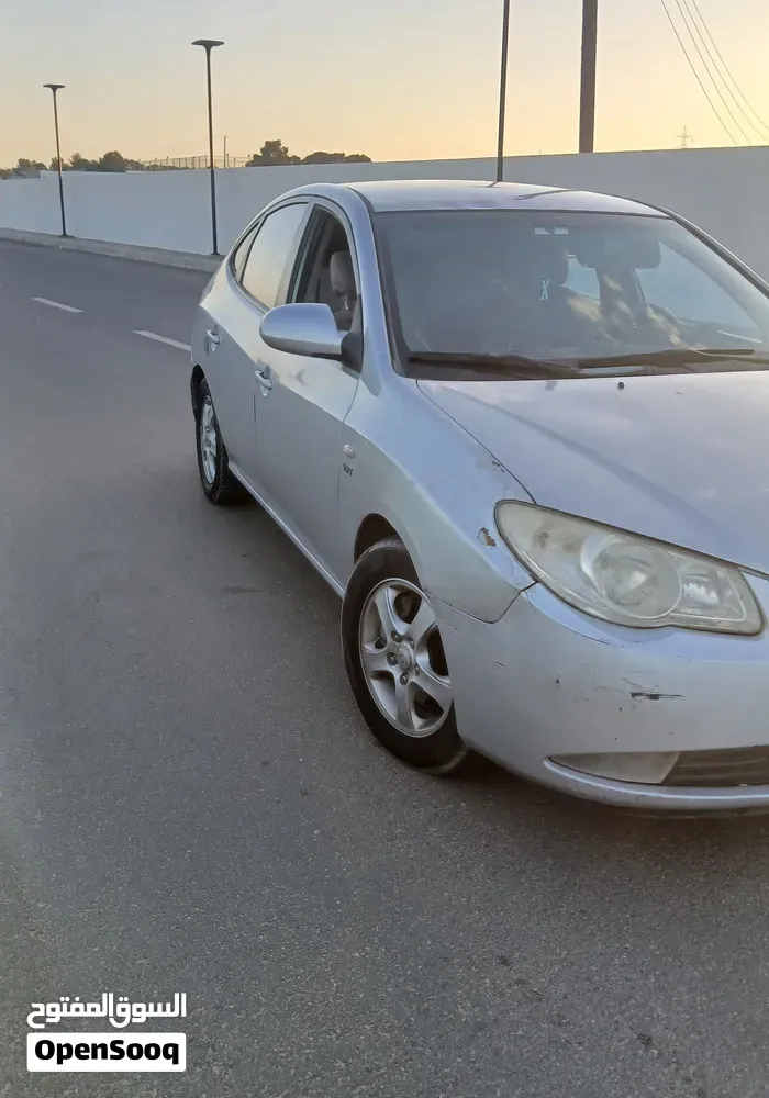 Hyundai Avante 2008 photo 2