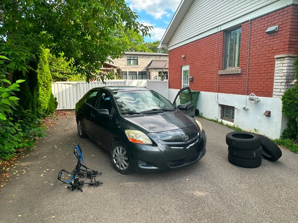 Toyota Yaris 2008 photo 2