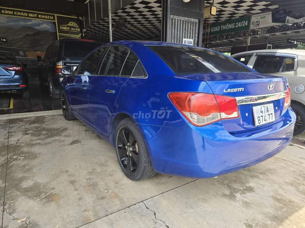 Chevrolet Lacetti 2009 photo 3