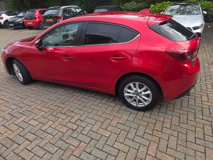 Mazda Mazda3 2014 photo 3