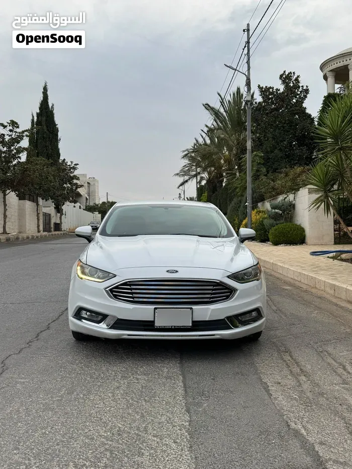 Ford Fusion 2017 photo 2